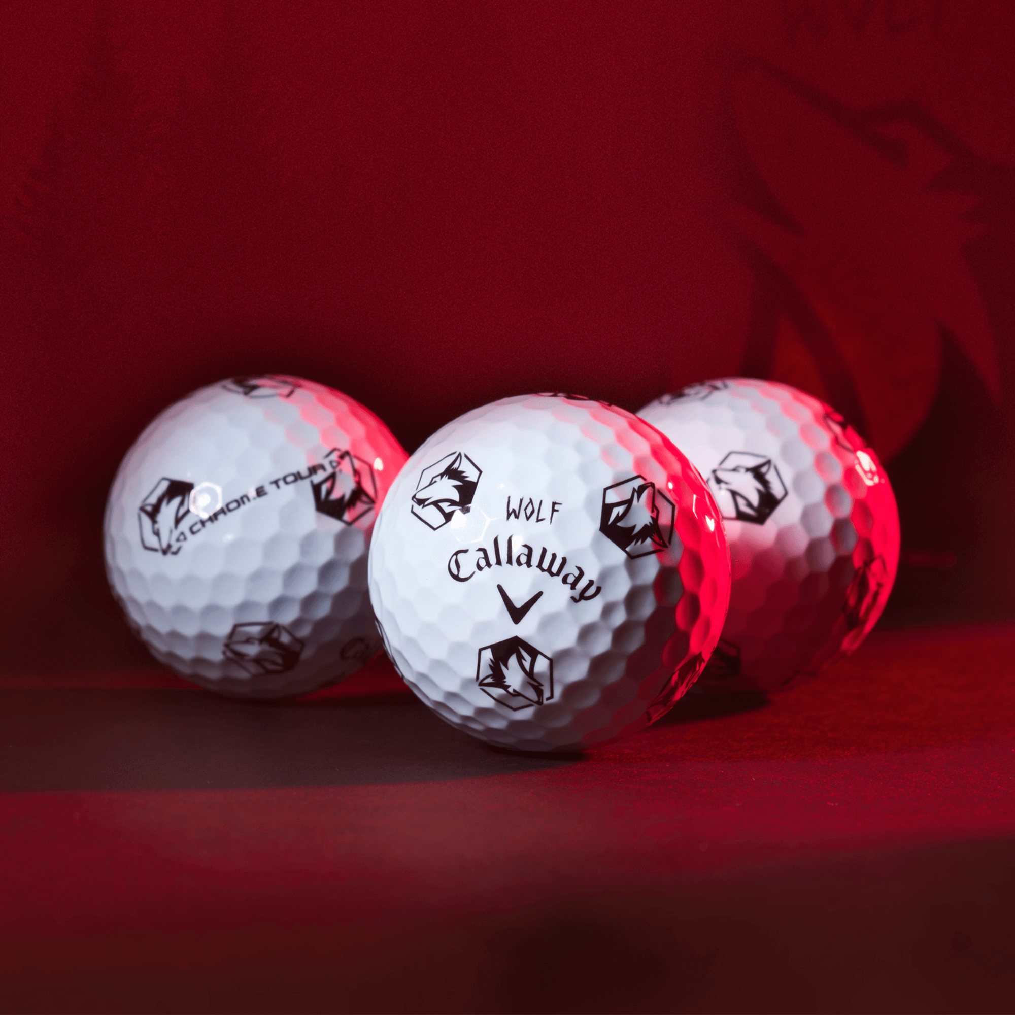Édition limitée Chrome Tour Lone Wolf Balles de golf (douzaine) balls-2024-chrome-tour-truvis-lone-wolf_1